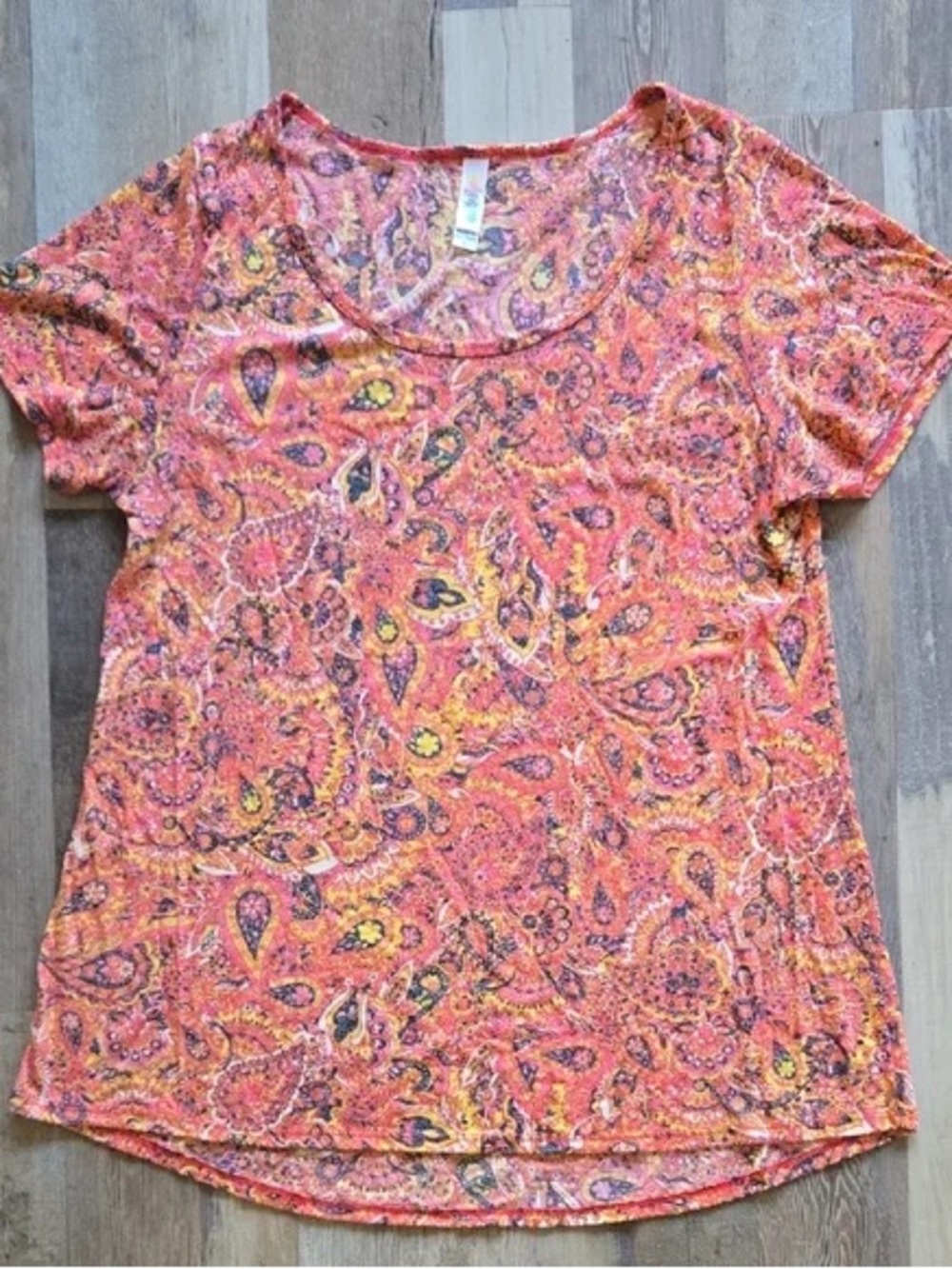 LuLaRoe Orange Pink Paisley Scoop Neck Tee with Yellow Accents